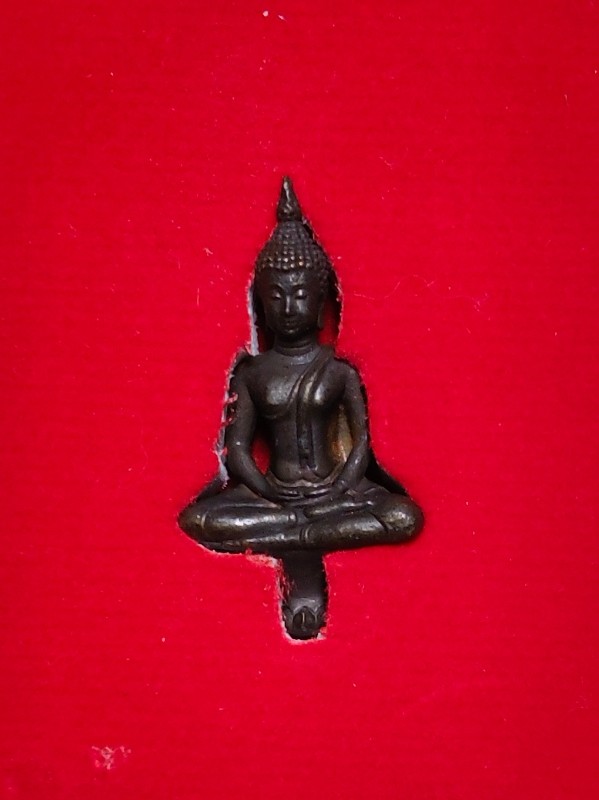พระยอดธง